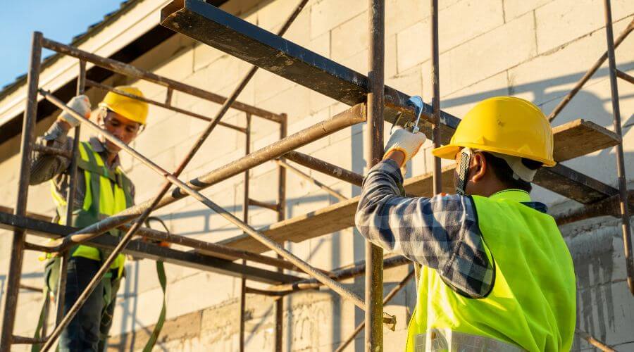 Expert top industrial roofings services in Callahan, CA